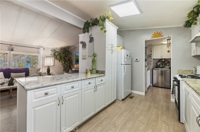 Beautiful 2 Bedroom, 2 Bath Home in 55+ Murrieta Hot Springs - on The Golf Club At Rancho California in California - for sale on GolfHomes.com, golf home, golf lot