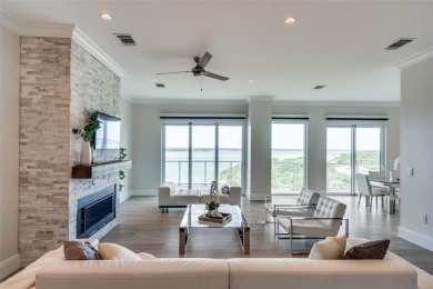 If you dream of living in a home with breathtaking views, it can on Grapevine Golf Course in Texas - for sale on GolfHomes.com, golf home, golf lot