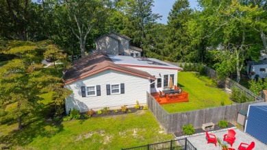 This sprawling custom ranch blends modern updates with classic on Greate Bay Golf Club in New Jersey - for sale on GolfHomes.com, golf home, golf lot