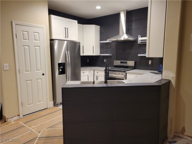 Amazing single story with 4 bedrooms. Located in Southwest on Rhodes Ranch Golf Club in Nevada - for sale on GolfHomes.com, golf home, golf lot