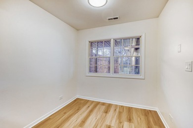 Let me preface by saying *don't let this one get away!* This on Willow Crest Golf Club in Illinois - for sale on GolfHomes.com, golf home, golf lot