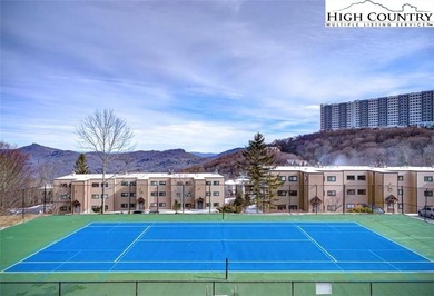 MOST AFFORDABLE CONDO AT SUGAR SKI & CC!!! Welcome to your on Sugar Mountain Golf Course in North Carolina - for sale on GolfHomes.com, golf home, golf lot