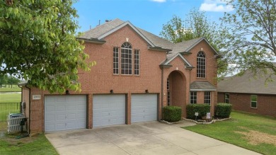 Beautiful 2 story brick home with 3 car garage on the 15th hole on Oakmont Country Club in Texas - for sale on GolfHomes.com, golf home, golf lot