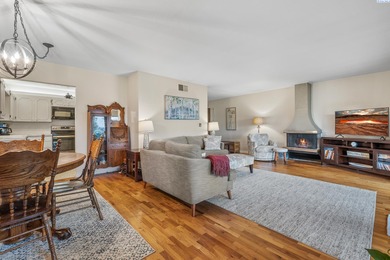 Enjoy low-maintenance golf course living on the 9th green of the on Tri-City Country Club in Washington - for sale on GolfHomes.com, golf home, golf lot