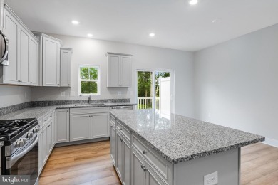 READY NOW!  END UNIT BAYLOR WITH DECK & 3RD BATHROOM!  Move in on Plantation Lakes Golf and Country Club in Delaware - for sale on GolfHomes.com, golf home, golf lot