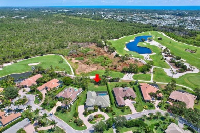 NO TEE TIME! LIKE NEW CONSTRUCTION it is truly a perfect blend on Hobe Sound Golf Club in Florida - for sale on GolfHomes.com, golf home, golf lot