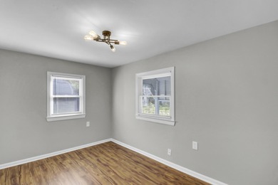 Wonderfully located duplex in the Woodland Shores/Riverland on Charleston Municipal Golf Course in South Carolina - for sale on GolfHomes.com, golf home, golf lot