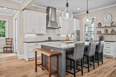 BEAUTIFULLY REMODELED WITH LAKE VIEWS  EXCLUSIVE ACCESS TO on Reynolds Lake Oconee - The Oconee in Georgia - for sale on GolfHomes.com, golf home, golf lot