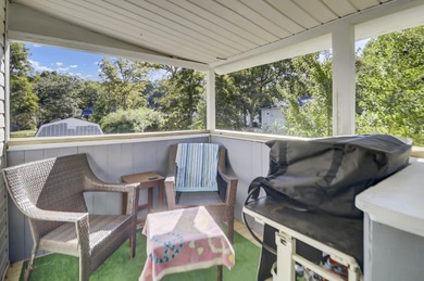 Wonderfully located duplex in the Woodland Shores/Riverland on Charleston Municipal Golf Course in South Carolina - for sale on GolfHomes.com, golf home, golf lot