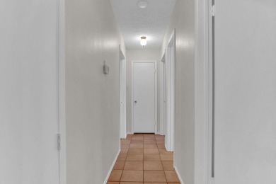 Welcome to this Traditional 3 bedroom, 2 bathroom home nestled on Hide-A-Way Lake Golf Course in Texas - for sale on GolfHomes.com, golf home, golf lot