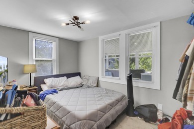 Wonderfully located duplex in the Woodland Shores/Riverland on Charleston Municipal Golf Course in South Carolina - for sale on GolfHomes.com, golf home, golf lot