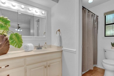 Welcome to this Traditional 3 bedroom, 2 bathroom home nestled on Hide-A-Way Lake Golf Course in Texas - for sale on GolfHomes.com, golf home, golf lot