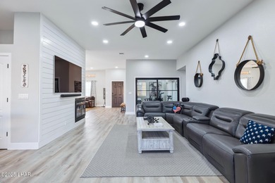 Immaculate south side Havasu home on a quiet street between the on London Bridge Golf Course in Arizona - for sale on GolfHomes.com, golf home, golf lot