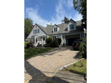 The one you have been waiting for!!!! Walk to golf course. 7 on Peninsula Golf Club in New York - for sale on GolfHomes.com, golf home, golf lot