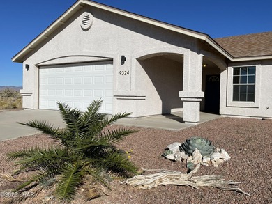 Located in a welcoming golf course community right off Route 66 on Valle Vista Golf Course in Arizona - for sale on GolfHomes.com, golf home, golf lot