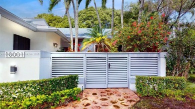 Charming and impeccably maintained 2-bedroom, 2-bath townhouse on Jim McLean Signature Course in Florida - for sale on GolfHomes.com, golf home, golf lot