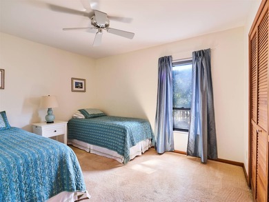 Rare opportunity in Marlwood Estates at PGA National! This on  in Florida - for sale on GolfHomes.com, golf home, golf lot