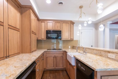 LOOKING FOR YOUR DREAM HOME, HERE IT IS!!!! . As you enter this on Virginian Golf Club in Virginia - for sale on GolfHomes.com, golf home, golf lot