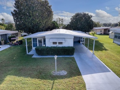 Move In Ready!  Make this your seasonal retreat, permanent home on Silver Lake Executive Golf Course in Florida - for sale on GolfHomes.com, golf home, golf lot