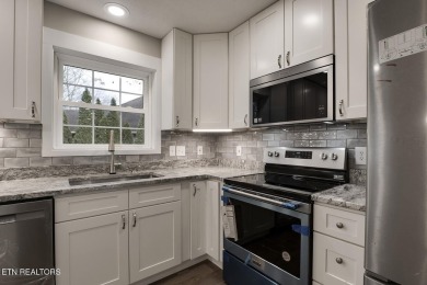 TOTALLY REMODELED - BETTER THAN NEW.  All the creaks & squeaks a on Toqua Golf Course - Loudon County in Tennessee - for sale on GolfHomes.com, golf home, golf lot