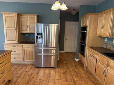 CUSTOM GOLF COURSE HOME on 2 replatted lots, on Indian Hills on Indian Hills Country Club in Arkansas - for sale on GolfHomes.com, golf home, golf lot