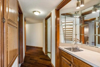 Don't miss out on this opportunity to own a condo in Lawton on Lawton Country Club in Oklahoma - for sale on GolfHomes.com, golf home, golf lot
