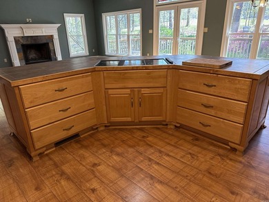 CUSTOM GOLF COURSE HOME on 2 replatted lots, on Indian Hills on Indian Hills Country Club in Arkansas - for sale on GolfHomes.com, golf home, golf lot