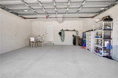 Seller is very MOTIVATED!!!!!  This recently refreshed 2 BR/2BA on Spanish Wells Golf and Country Club in Florida - for sale on GolfHomes.com, golf home, golf lot