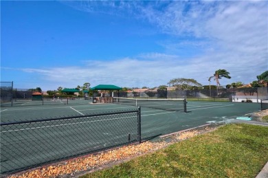Seller is very MOTIVATED!!!!!  This recently refreshed 2 BR/2BA on Spanish Wells Golf and Country Club in Florida - for sale on GolfHomes.com, golf home, golf lot