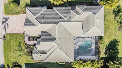 CASUAL ELEGANCE in this lovely home located on a premium Golf on Lakewood Ranch Golf and Country Club in Florida - for sale on GolfHomes.com, golf home, golf lot