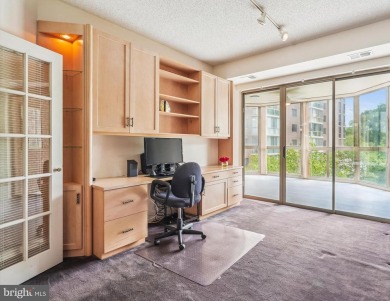 Rare upscale CORNER unit at Vantage Point West, in the popular on Leisure World Golf Club in Maryland - for sale on GolfHomes.com, golf home, golf lot