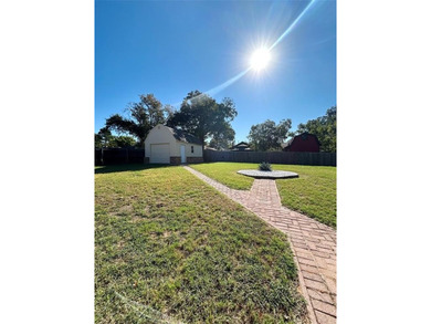 Single level home located on large 13,200 sq ft lot, close to on Harbor Lakes Golf Club in Texas - for sale on GolfHomes.com, golf home, golf lot