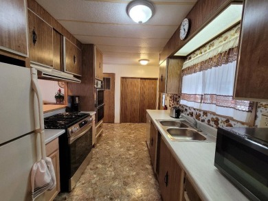 This spacious home features 3 bedrooms and 2 full baths. A on Tahquitz Creek Golf Resort in California - for sale on GolfHomes.com, golf home, golf lot