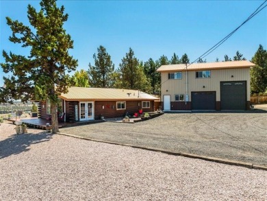 This home is not a drive bye and see this beautiful home on the on Crooked River Ranch Golf Club in Oregon - for sale on GolfHomes.com, golf home, golf lot