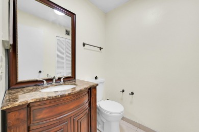 SELLER MOTIVATED-BRING REASONABLE OFFERS! Deluxe corner on Kings Point Golf -Flanders Way in Florida - for sale on GolfHomes.com, golf home, golf lot