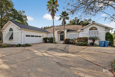 Expansive 3/2.5 on the 7th fairway of Gulf Shores Golf Club! on The Golf Club of the Wharf in Alabama - for sale on GolfHomes.com, golf home, golf lot