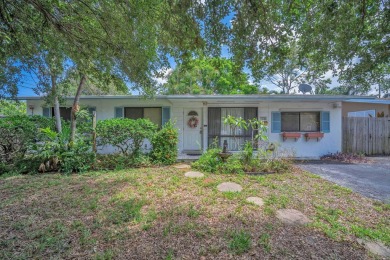 Charming 3-bed, 2-bath home in East Pompano Beach, just minutes on Pompano Beach Golf Course  in Florida - for sale on GolfHomes.com, golf home, golf lot