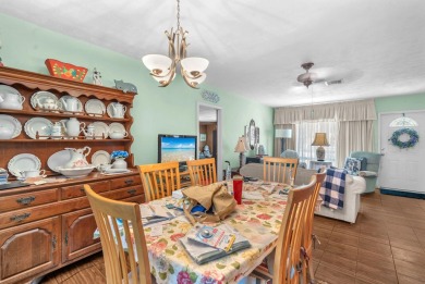 Charming 3-bed, 2-bath home in East Pompano Beach, just minutes on Pompano Beach Golf Course  in Florida - for sale on GolfHomes.com, golf home, golf lot