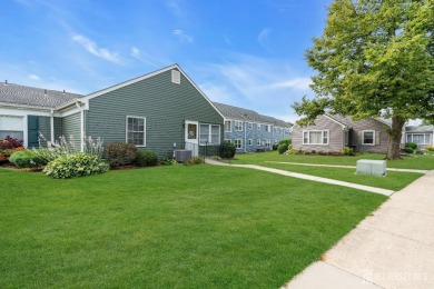 *Handicapped Accessible Home* Welcome to Central New Jersey's on Rossmoor Golf Club in New Jersey - for sale on GolfHomes.com, golf home, golf lot