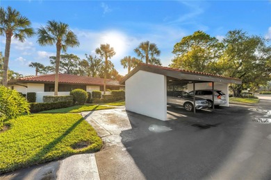 Under contract-accepting backup offers. Welcome to this on IMG Academies Golf and Country Club in Florida - for sale on GolfHomes.com, golf home, golf lot