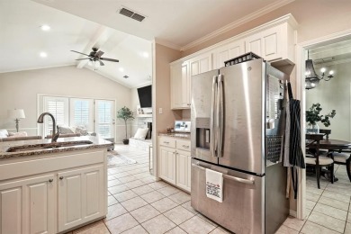 Newly updated Tamarisk gem in Fairway Oaks! This spacious on Abilene Country Club - South Course in Texas - for sale on GolfHomes.com, golf home, golf lot
