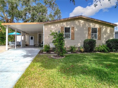 *Turnkey 2-Bedroom, 2-Bathroom Fleetwood in Silver Lake - The on El Diablo Executive Golf Course in Florida - for sale on GolfHomes.com, golf home, golf lot