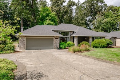 This well kept home may be just what you are looking for!  One on Michelbook Country Club in Oregon - for sale on GolfHomes.com, golf home, golf lot