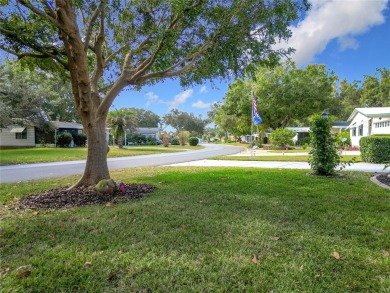 *Turnkey 2-Bedroom, 2-Bathroom Fleetwood in Silver Lake - The on El Diablo Executive Golf Course in Florida - for sale on GolfHomes.com, golf home, golf lot