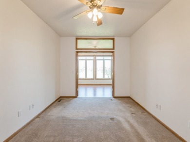 Ranch townhome that walks out to Deer Run Golf Course with 1440 on Deer Run Golf Club and DR in Iowa - for sale on GolfHomes.com, golf home, golf lot