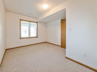 Ranch townhome that walks out to Deer Run Golf Course with 1440 on Deer Run Golf Club and DR in Iowa - for sale on GolfHomes.com, golf home, golf lot