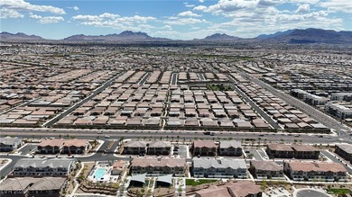 Light, bright and beautifully designed, this 3-bedroom, 3-bath on Tuscany Golf Club in Nevada - for sale on GolfHomes.com, golf home, golf lot