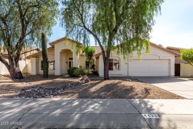 Amazing home in Tatum Ranch that is walking distance to the golf on Tatum Ranch Golf Course in Arizona - for sale on GolfHomes.com, golf home, golf lot