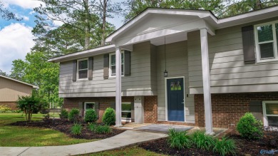 Beautifully updated 3BR, 2.5BA home in Terrapin Hills Country on Terrapin Hills Country Club in Alabama - for sale on GolfHomes.com, golf home, golf lot