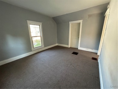 PRICE IMPROVEMENT! This 2-story home offers over 1800 sq ft with on Bay Breeze Golf Links in New York - for sale on GolfHomes.com, golf home, golf lot